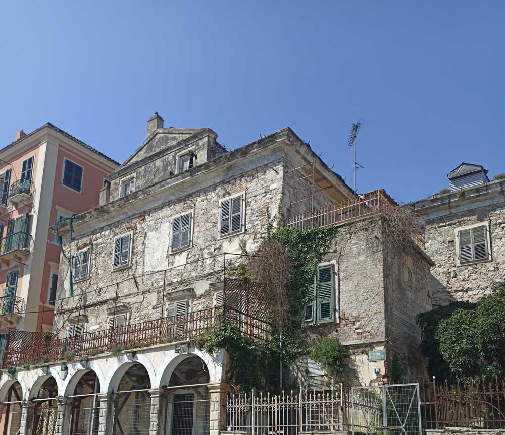Giallina's Mansion