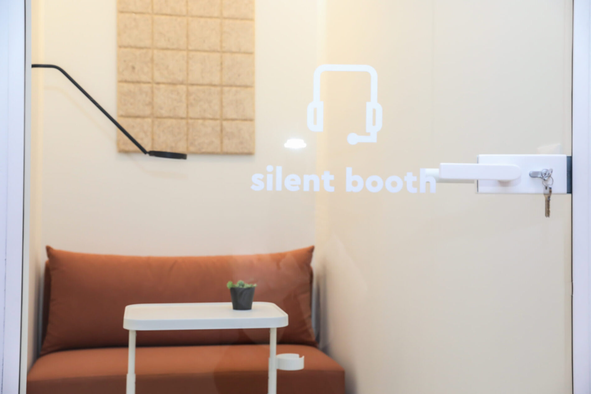 Silicon Urban Ecosystem silent booths coworking spaces Κέρκυρα Corfu digital nomads mykerkyra.com